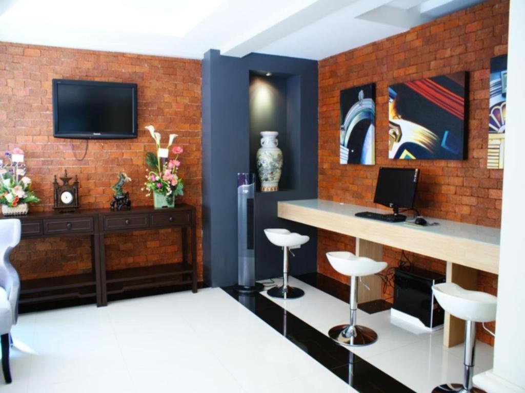 Chinotel Phuket Exteriör bild