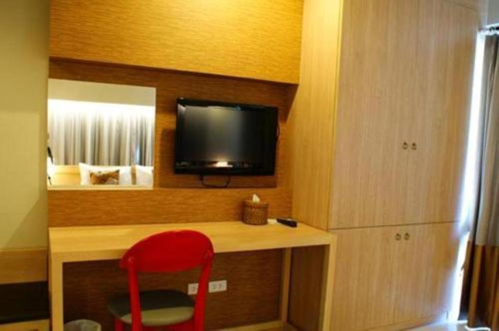 Chinotel Phuket Exteriör bild